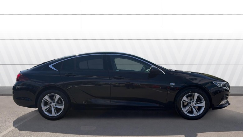 Vauxhall Insignia 1.5T SRi Nav 5dr Petrol Hatchback